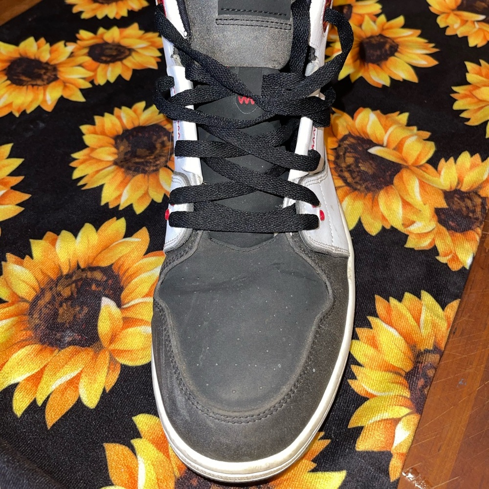 Mens Air Jordan’s - Picture 3 of 10